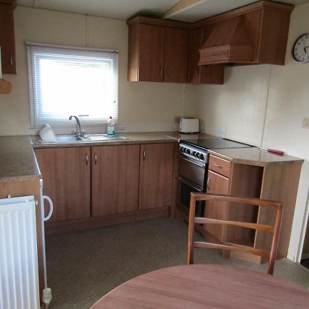 Fenlake Holiday Accommodation Metheringham Экстерьер фото