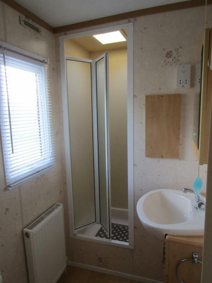 Fenlake Holiday Accommodation Metheringham Экстерьер фото